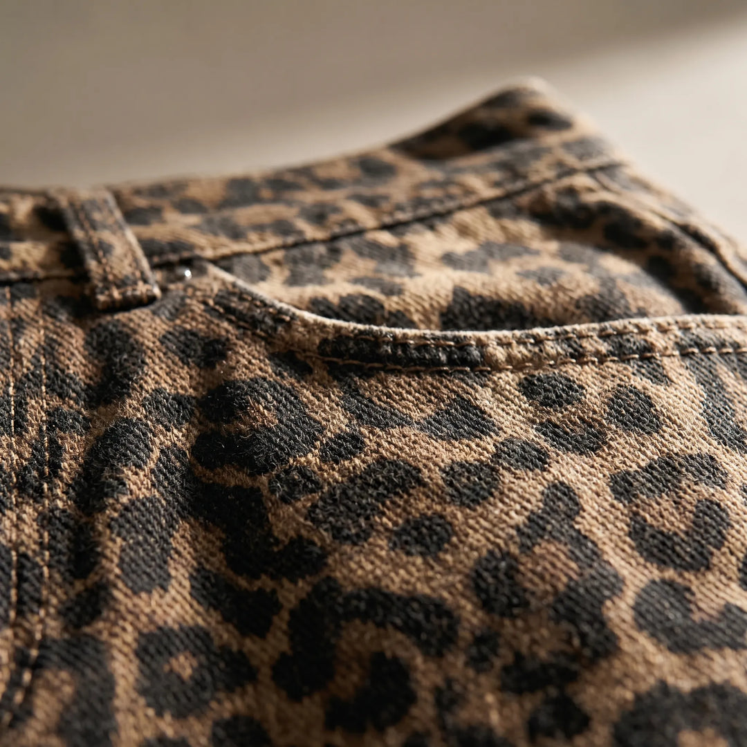 Leovara - Jeans A Gamba Dritta Con Stampa Maculata