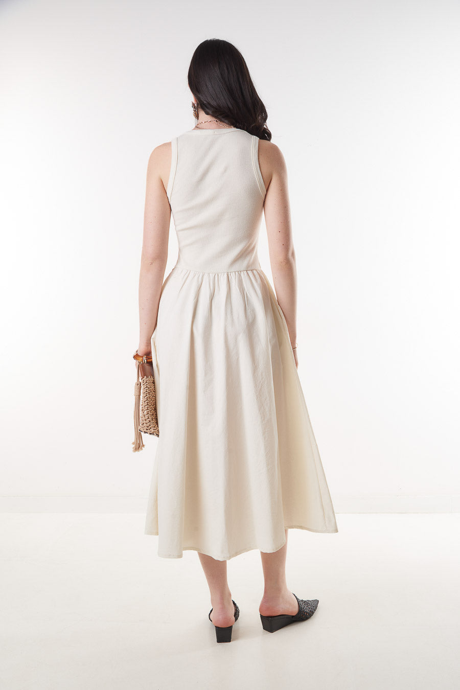 Vestito Midi Senza Maniche Con Vita Arricciata